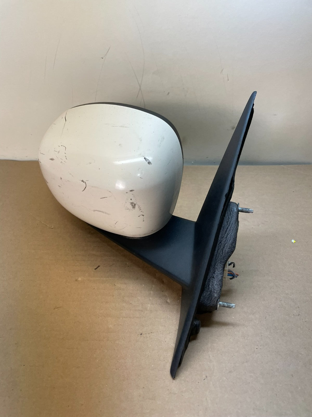 2005 to 2010 Chrysler 300 Right Passenger RH View Door Mirror AH8766 DW1