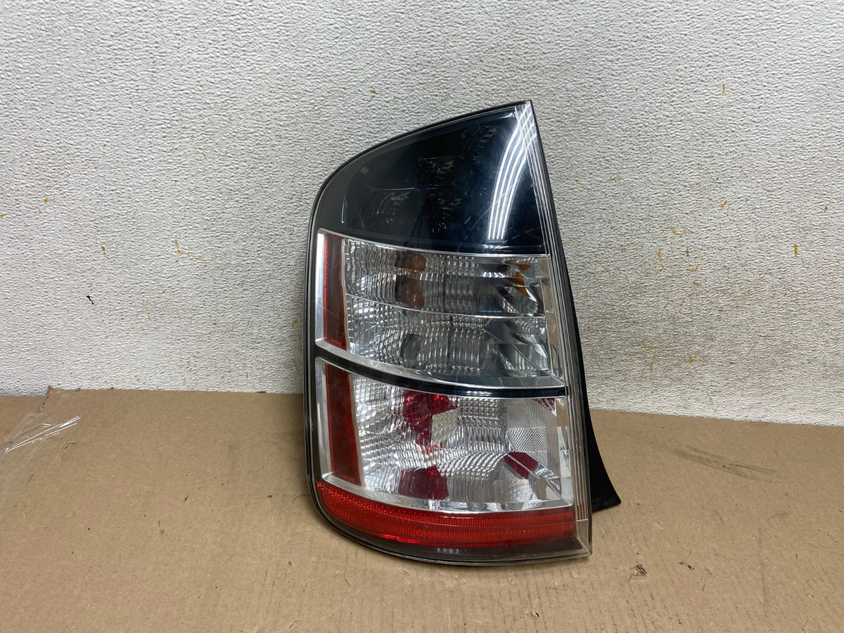 2004 2005 Toyota Prius Tail Light Left Driver Lh Side AH6751 LK0