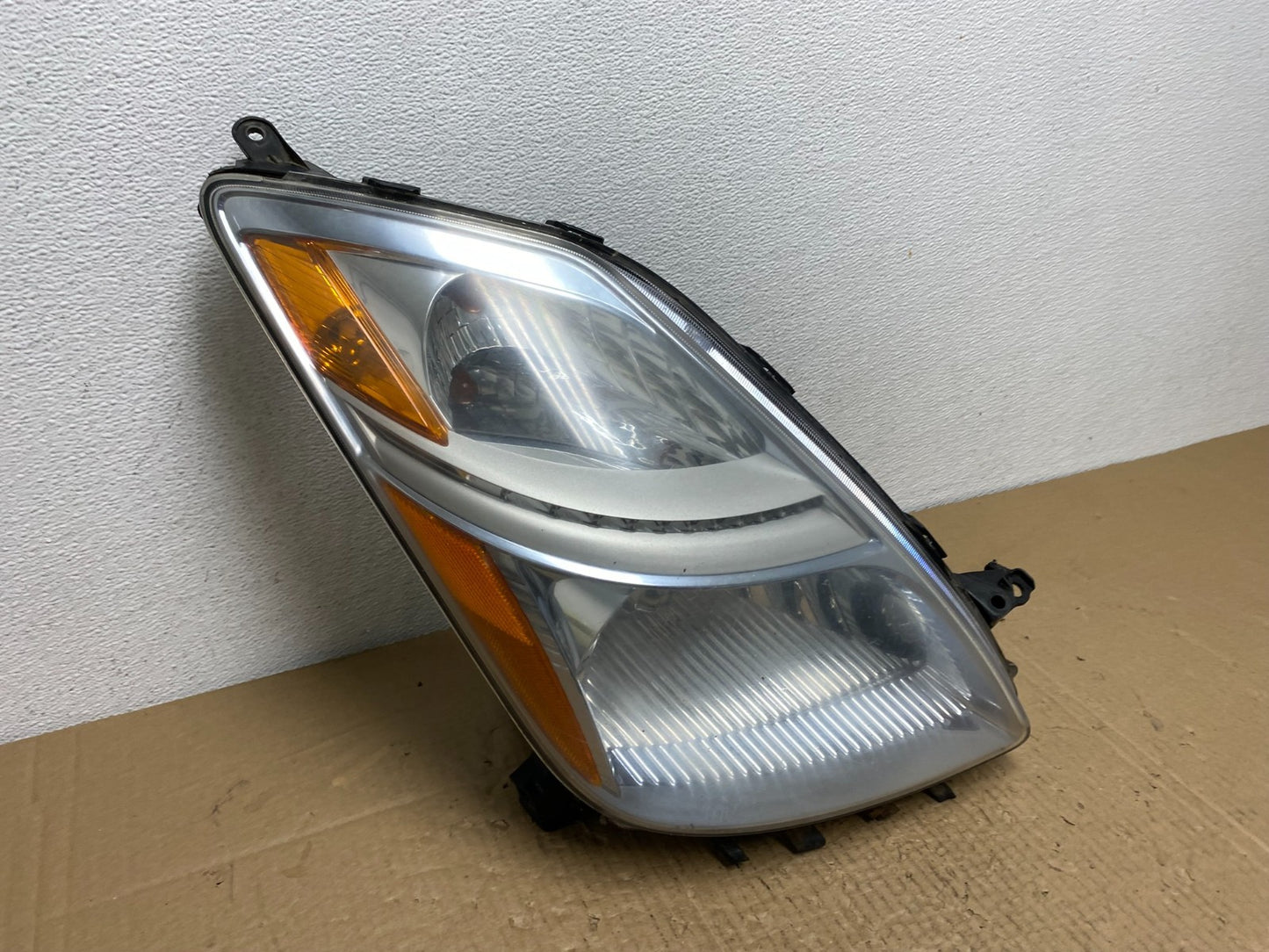2006-2009 Toyota Prius Right Passenger Rh Side Headlight Xenon HID Oem AC3909 DW2