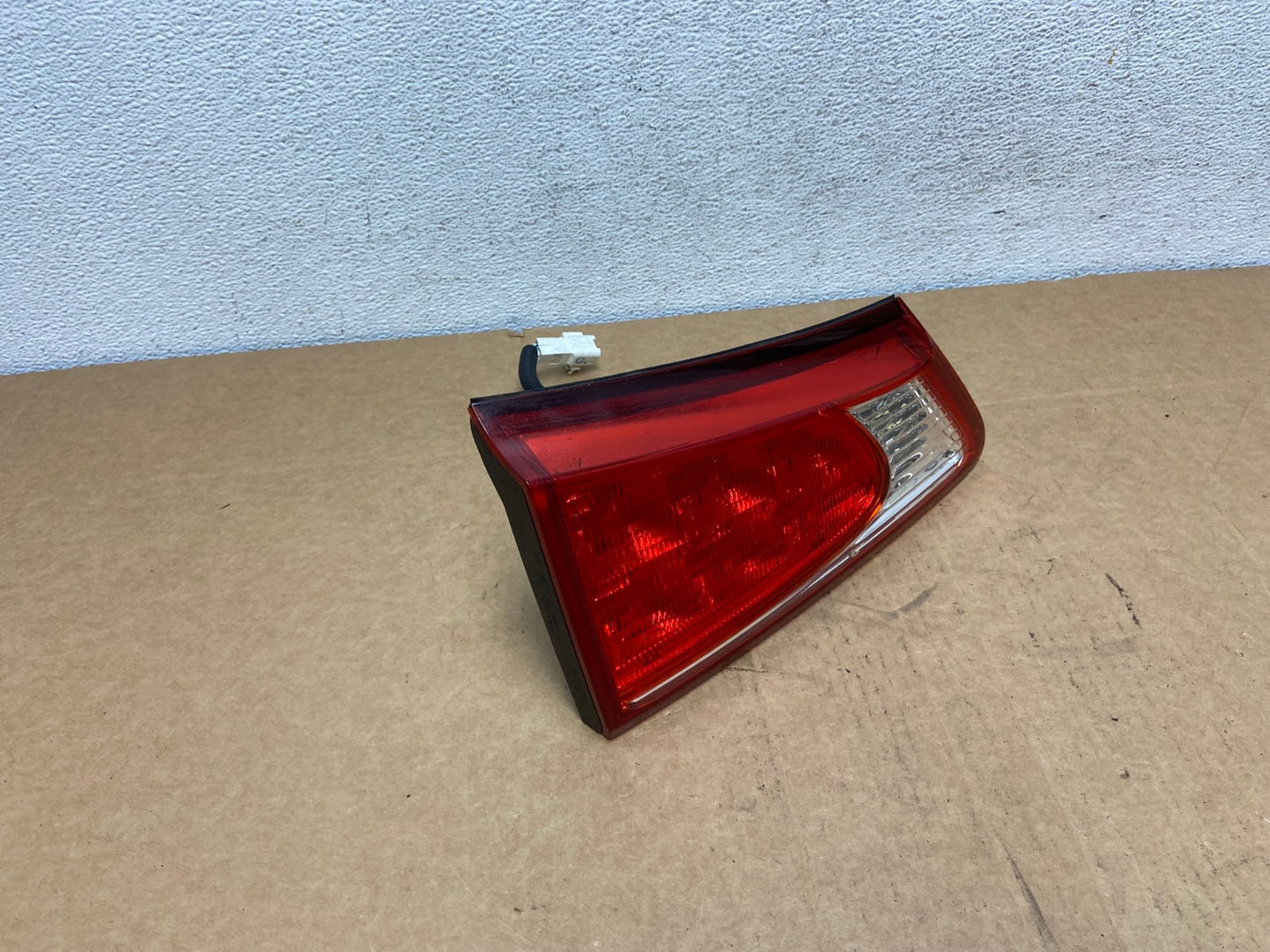 2009 - 2010 Lexus Is250 Is350 Left Driver LH Inner Tail Light AD5454 LK2