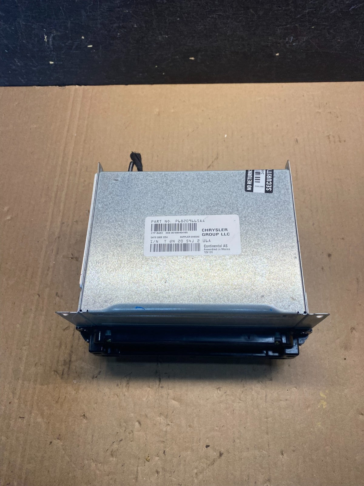 2013 - 2014 Dodge Journey Radio Info Media CD Player Unit AE6390 DW3