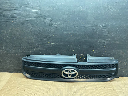 2004 2005 Toyota RAV4 Front Upper Grill Grille DG1 Oem W6157 DG0