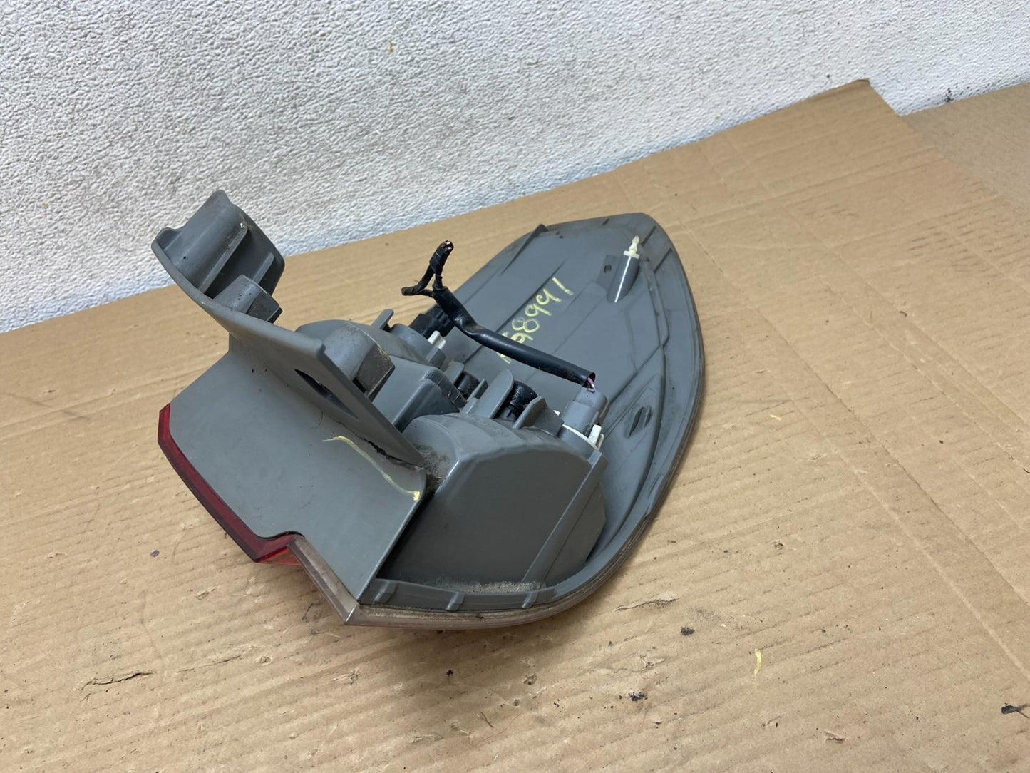 2008 2009 2010 Honda Odyssey Left Driver LH Side Tail Light AG8991 DW5