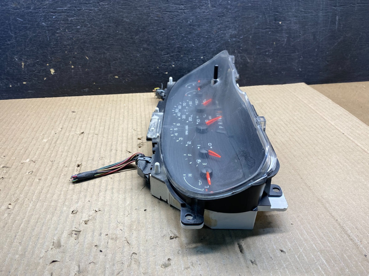 2006 Ford E350 Gauge Speedometer Cluster ai4907 DG1