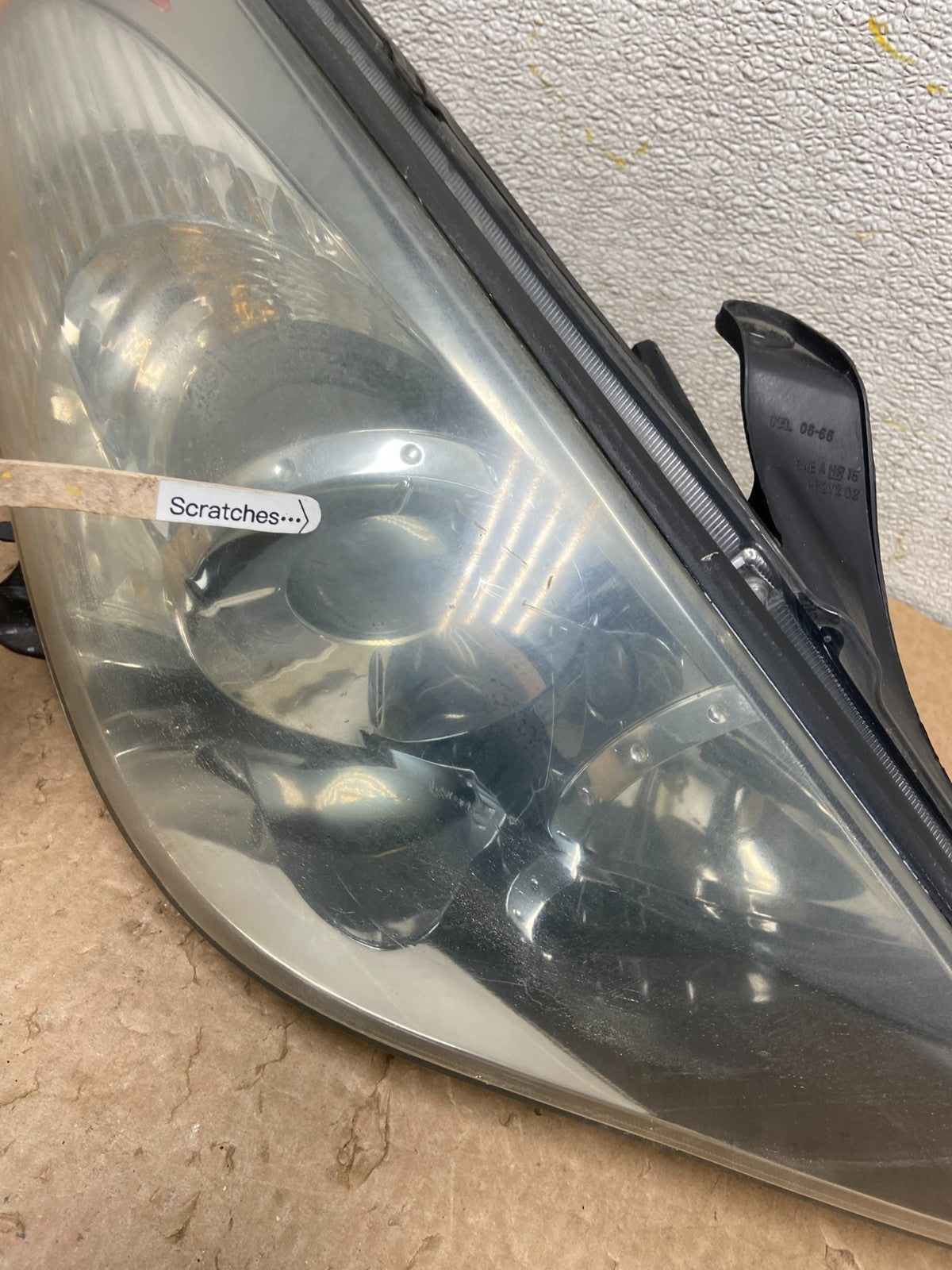 2004 2005 2006 Toyota Solara Halogen Headlight Right Passenger Side Y8738 DW3