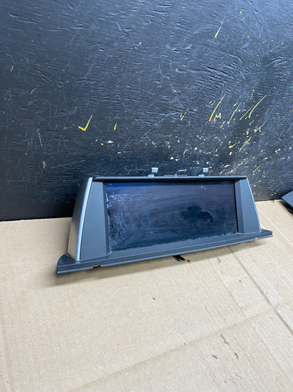 2010 to 2013 Bmw 550i GT Central Information Display Monitor Screen AA4585 DG2