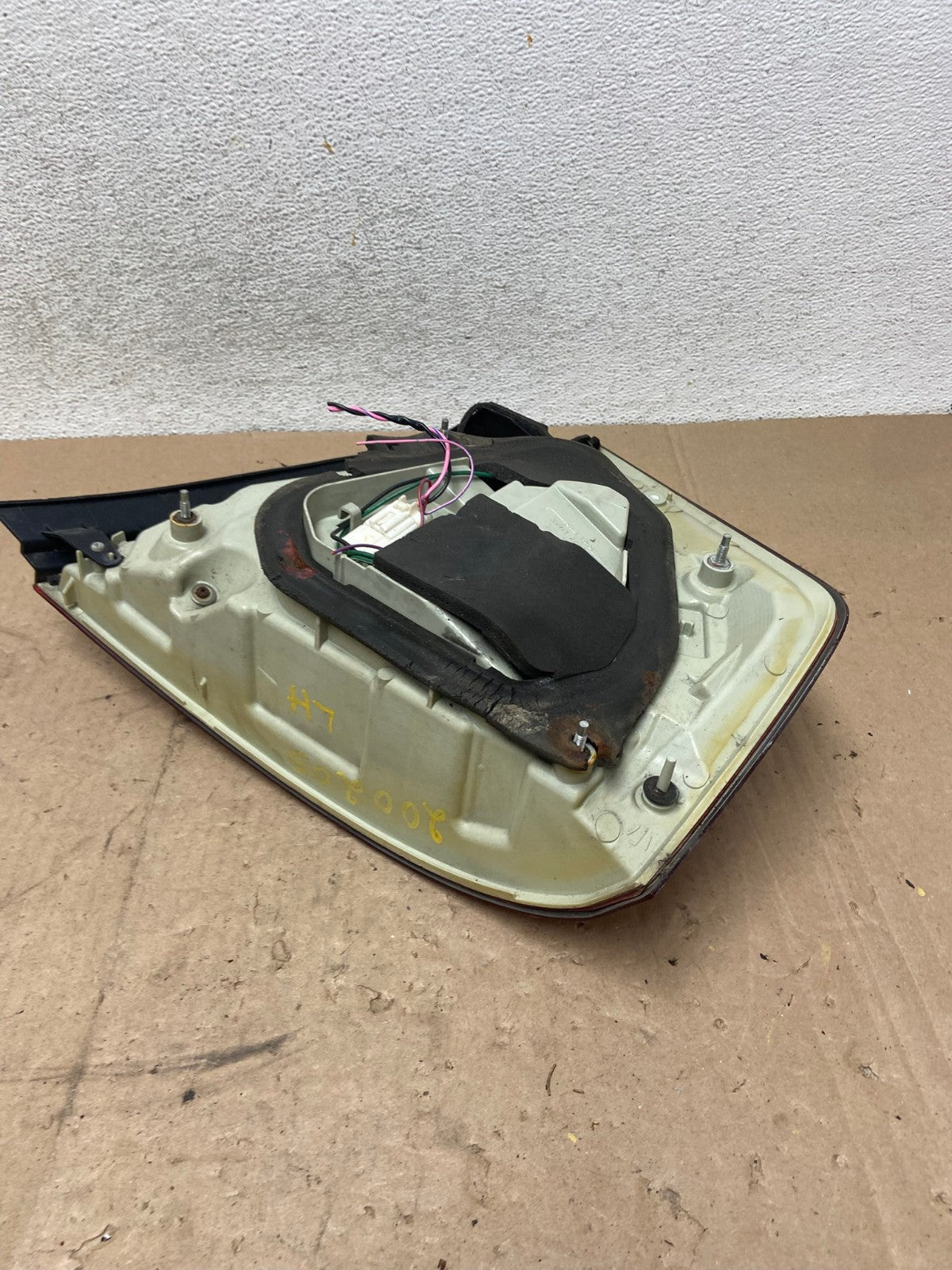 2006 2007 Infiniti M35 M35X M45 Left Driver LH Side Tail Light AG4903 LK5