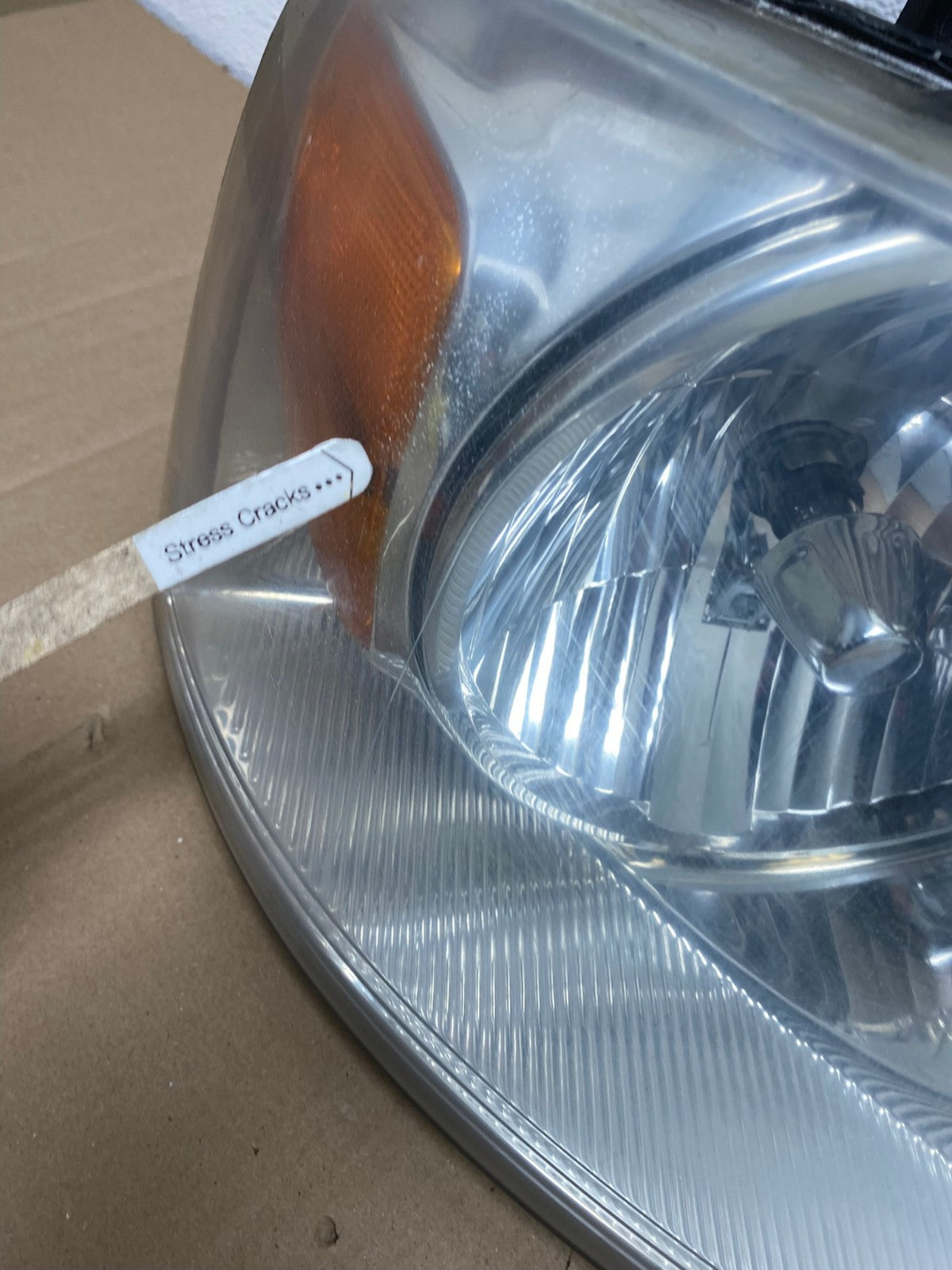 2004 to 2008 Ford F-150 F150 Left+Right Halogen Headlights AF3036 LK5