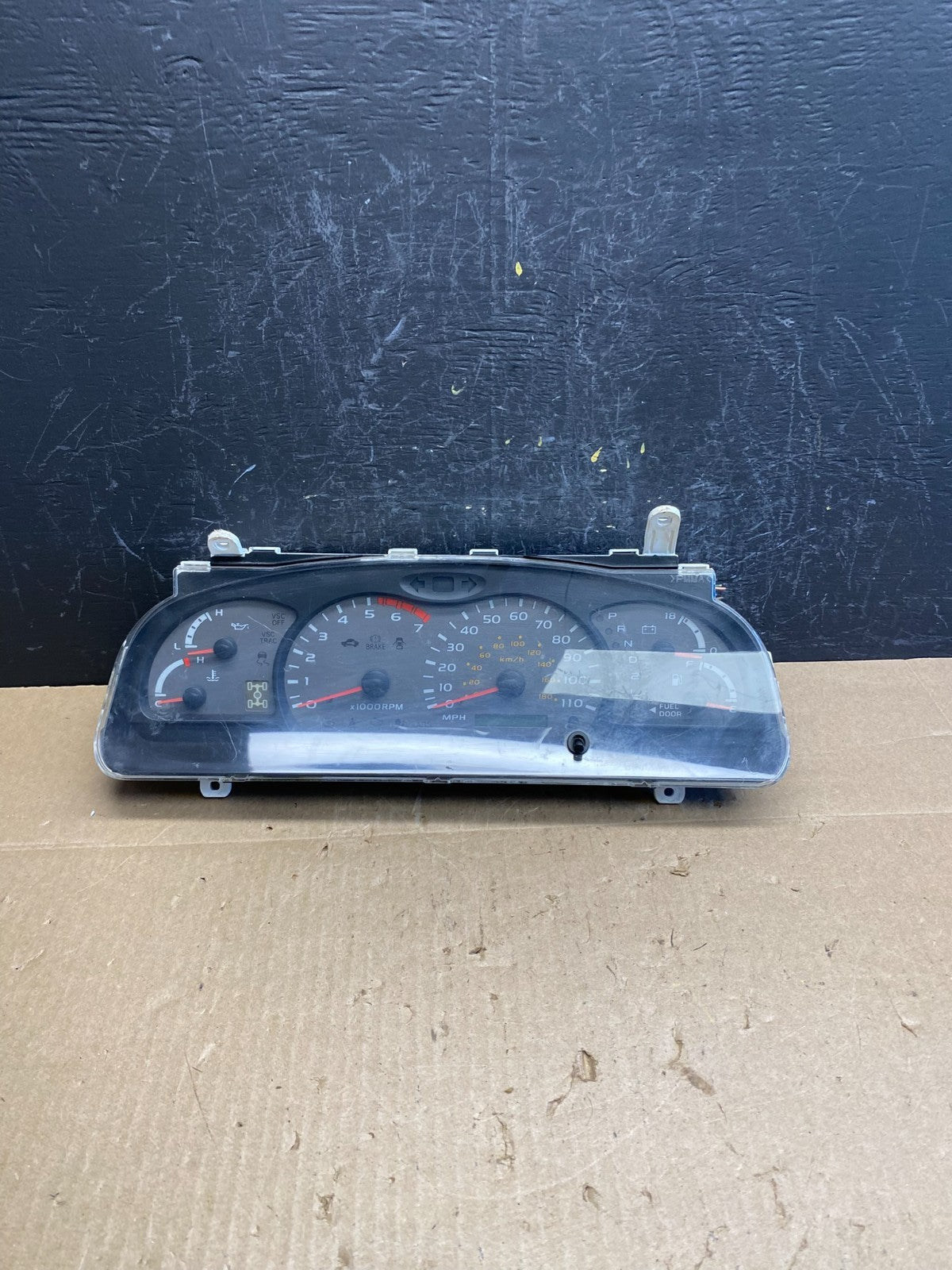2001 to 2007 Toyota Sequoia Speedometer Insrument Gauge Cluster AC6468 DG0