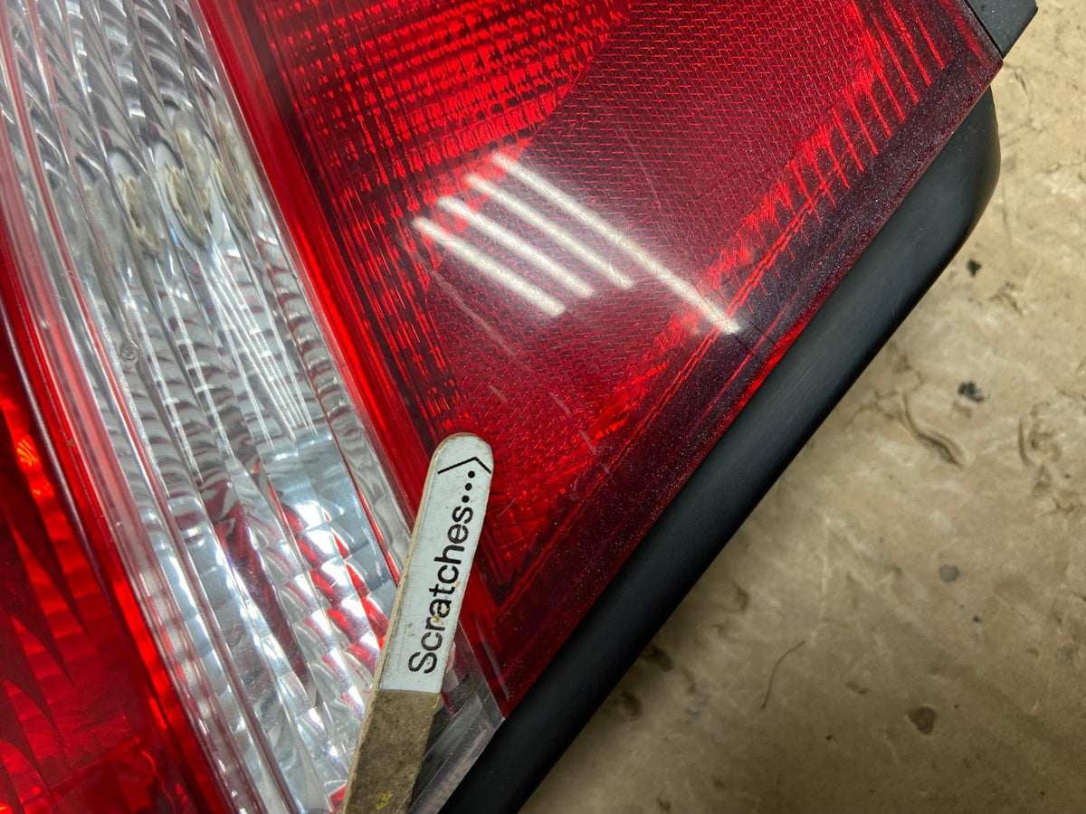 2000 to 2001 Nissan Altima Left Driver LH Side Tail Light AC7316 LK3