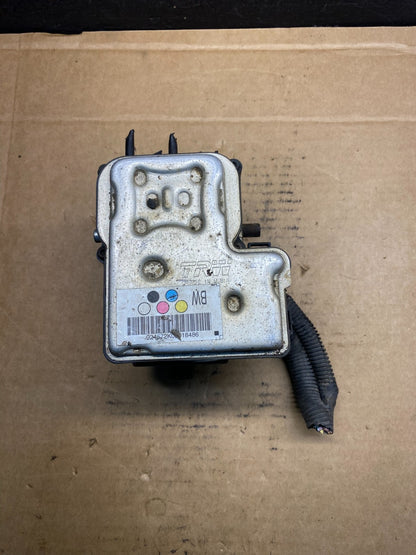 2004-07 GMC Savana Express ABS Brake Pump Control 13567149 AD7584 DG5