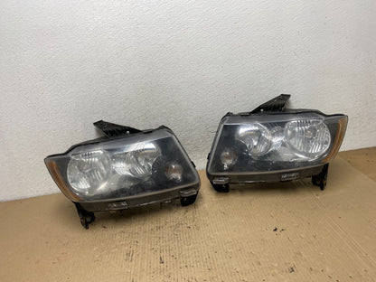 2011-2013 Jeep Grand Cherokee Left+Right Halogen Headlights AF5995 DW0