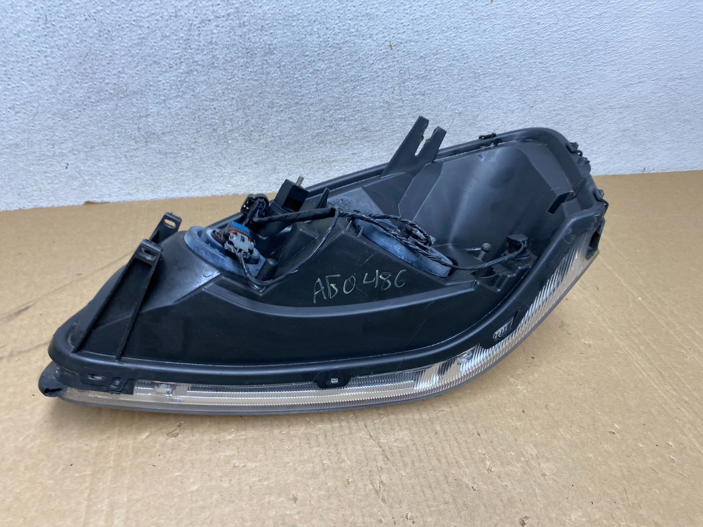 2005 - 2009 Pontiac Montana / Uplander Right Passenger Headlight AG0486 DW7