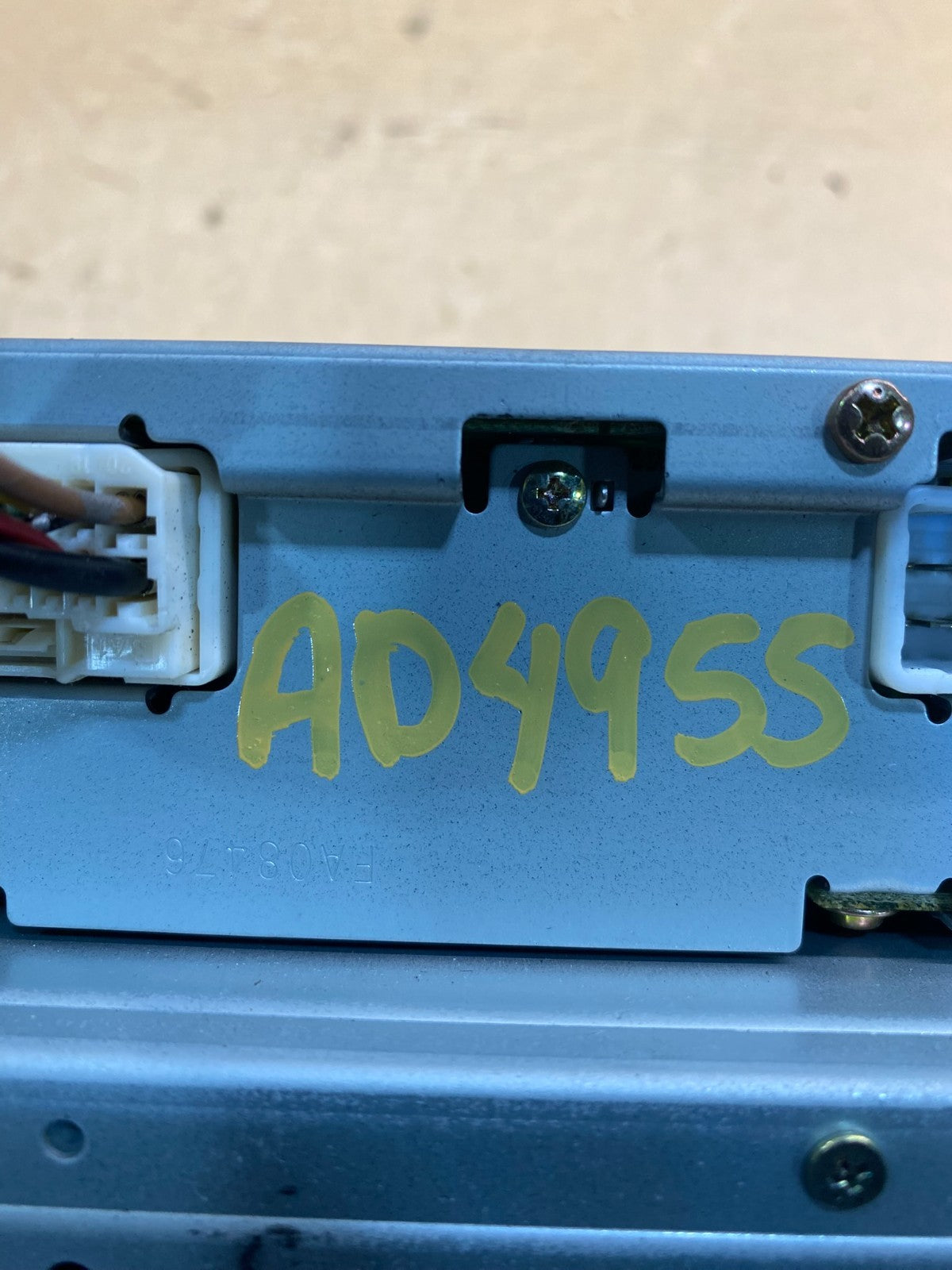 1999 to 2003 Toyota Tundra Sequoia AM/FM Radio Cassete Player AD4955 DG7