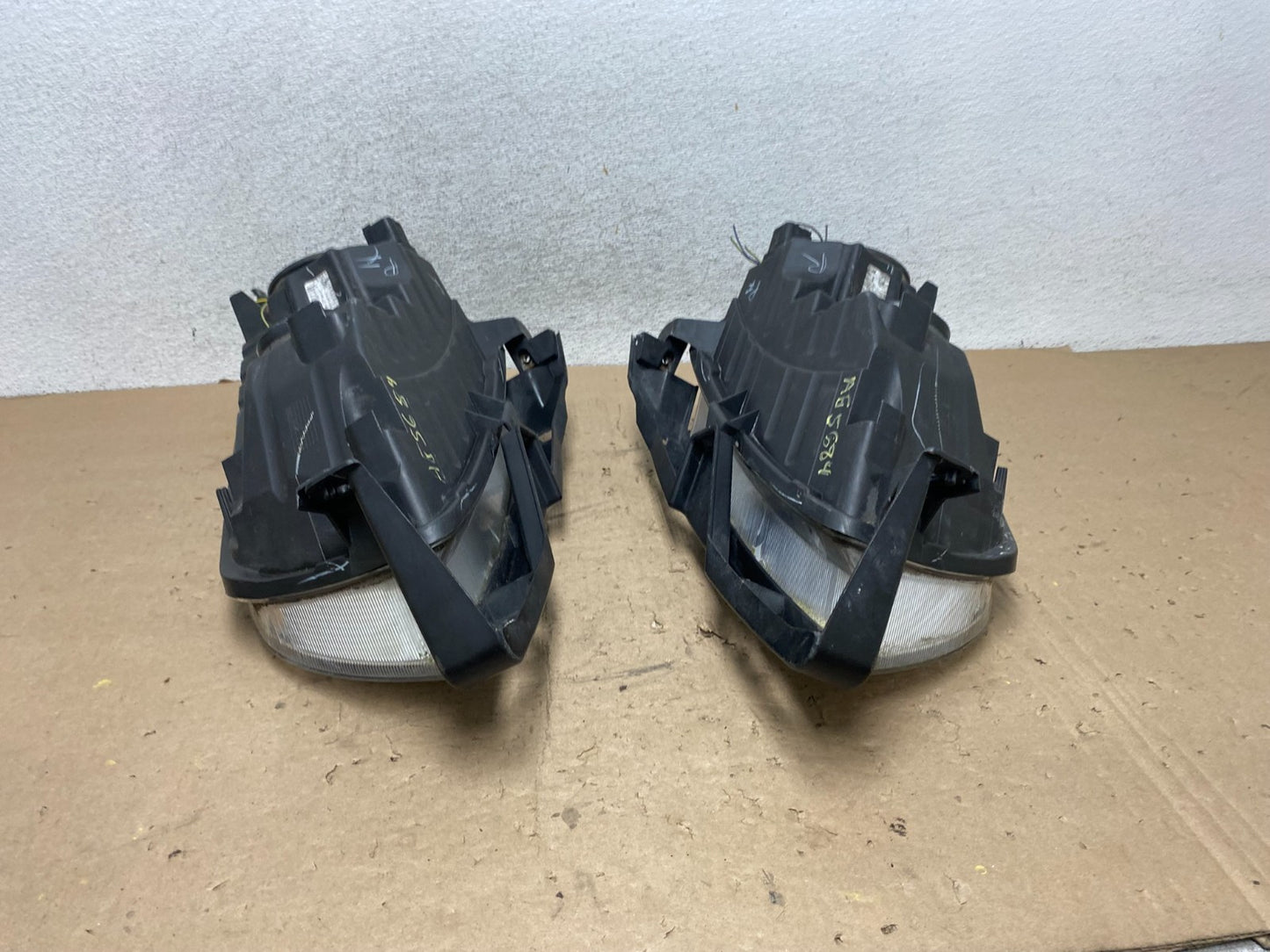 2006 to 2009 Mercury Milan Headlights Left+Right Halogen AG5684 DW11