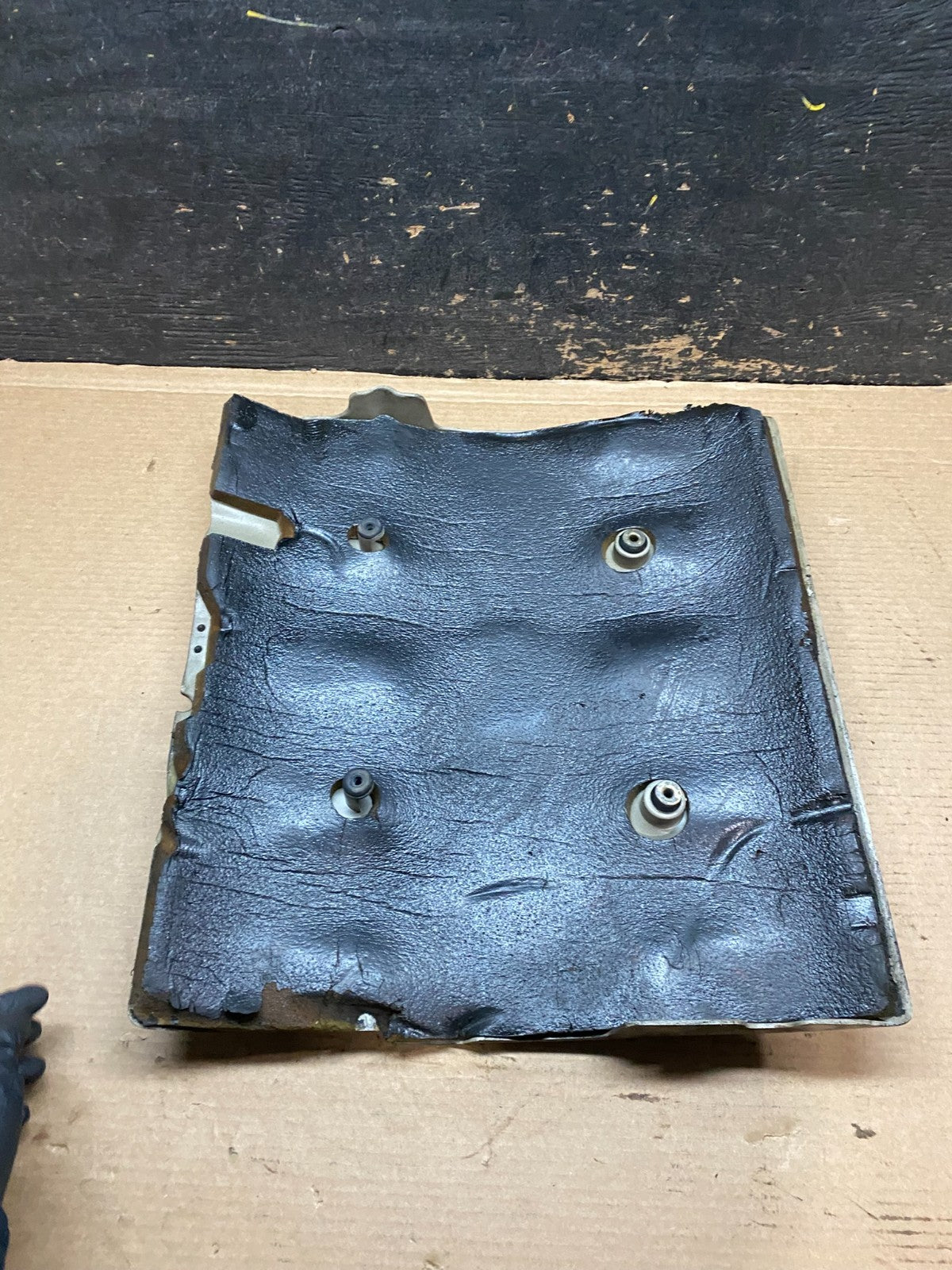 2001 to 2004 Cadillac Deville Seville Northstar Engine Motor Cover v9331 DG6