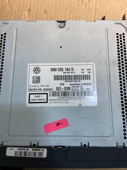 2011 to 2014 Volkswagen Tiguan Radio AM/FM CD Player OEM Y3650 DG6