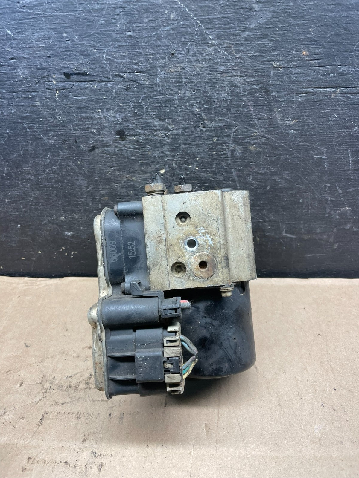 2004 - 2007 Chevy Express GMC Savana 1500 2500 ABS Anti Lock Brake Pump s8255 DG1