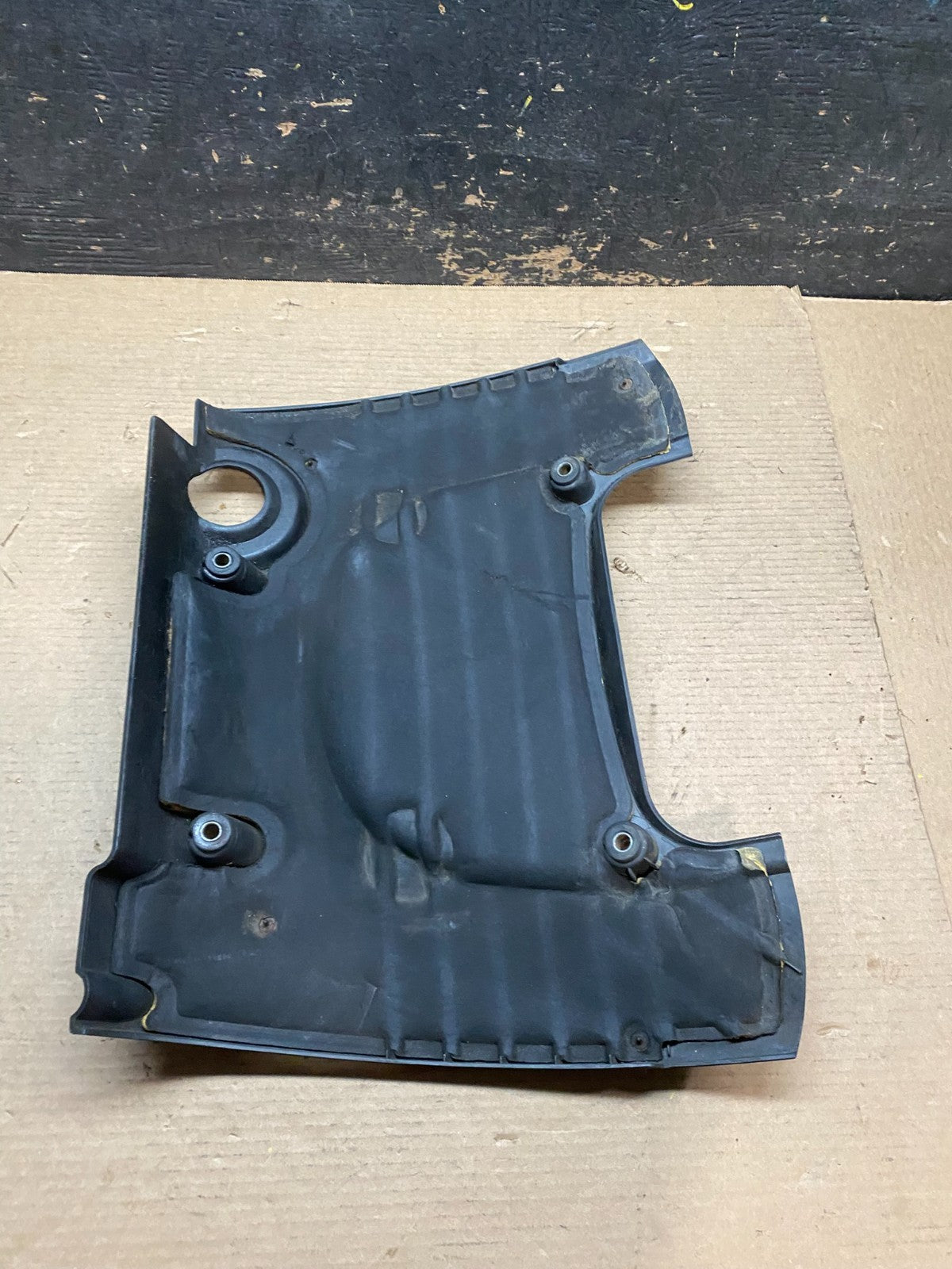 2002 to 2005 Hyundai Sonata 2.4L Engine Trim Cover Oem v7068 DG7
