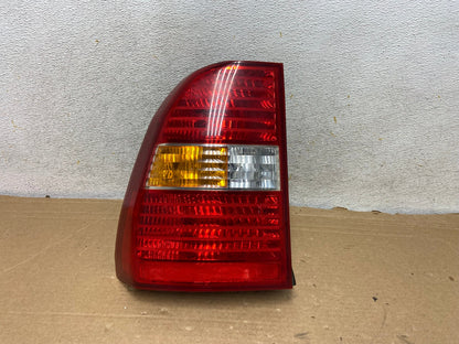 2005 to 2008 Kia Sportage Left Driver Side LH Side Tail Light AH8322 LK0