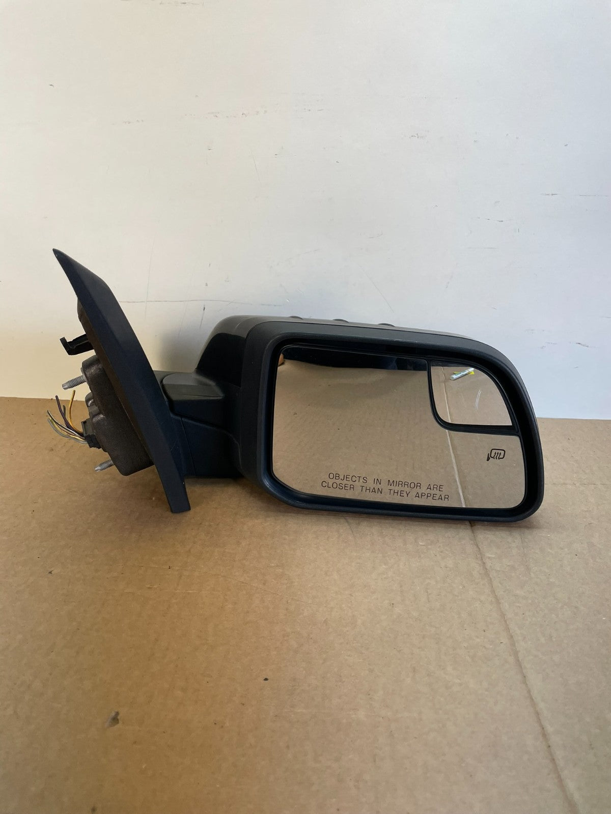 2011 to 2014 Ford Edge Right Side View Door Heated Mirror AH60988