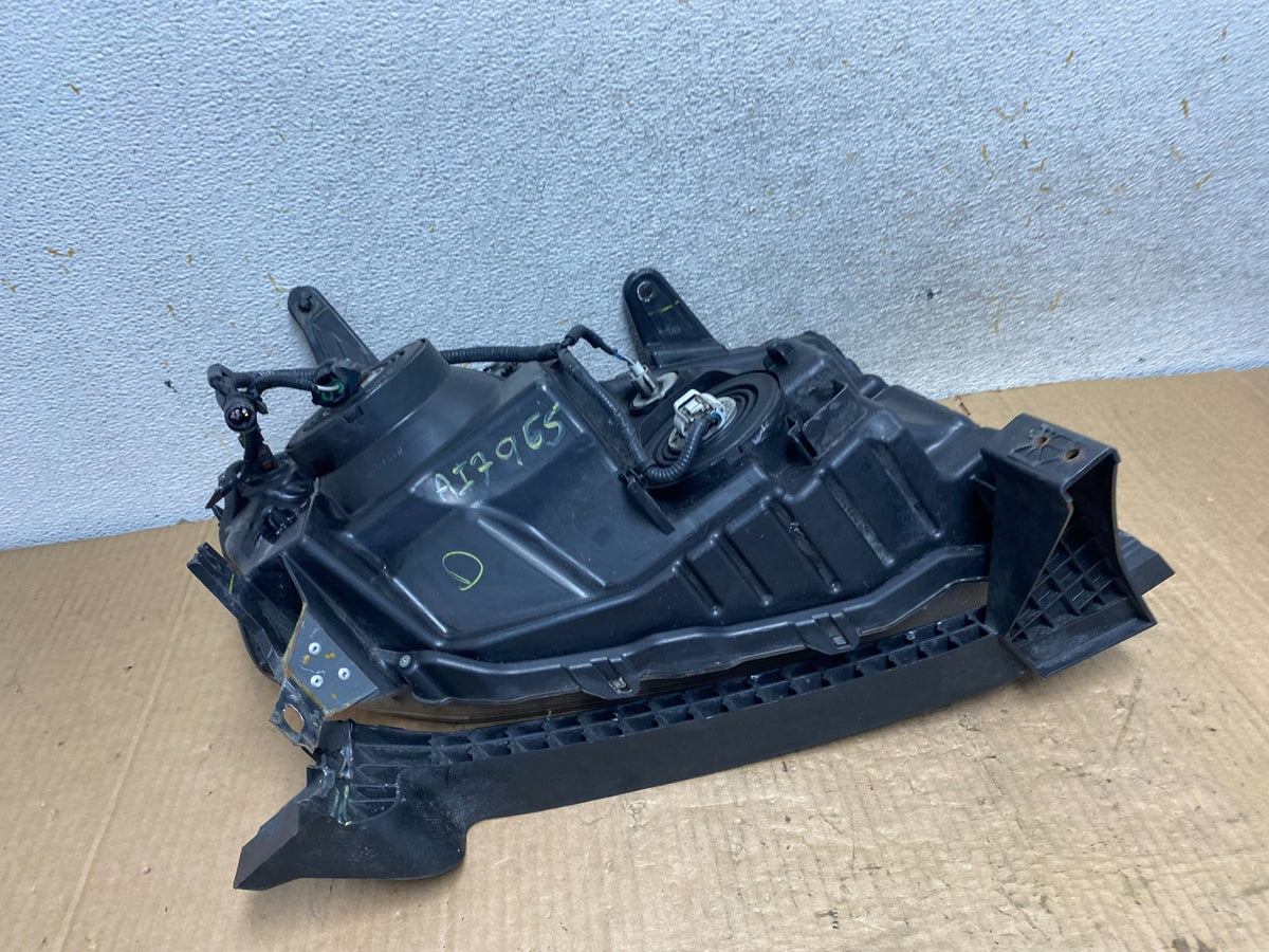 2013 to 2015 Honda Pilot Left Driver LH Side Halogen Headlight AI7965 DW6