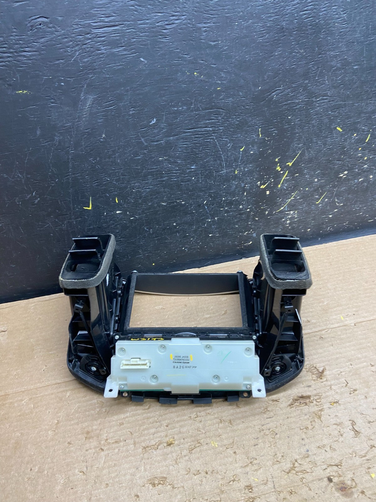 2008 - 2012 Infiniti G35 EX35 Radio Player Screen Panel Bezel W3193 DG4