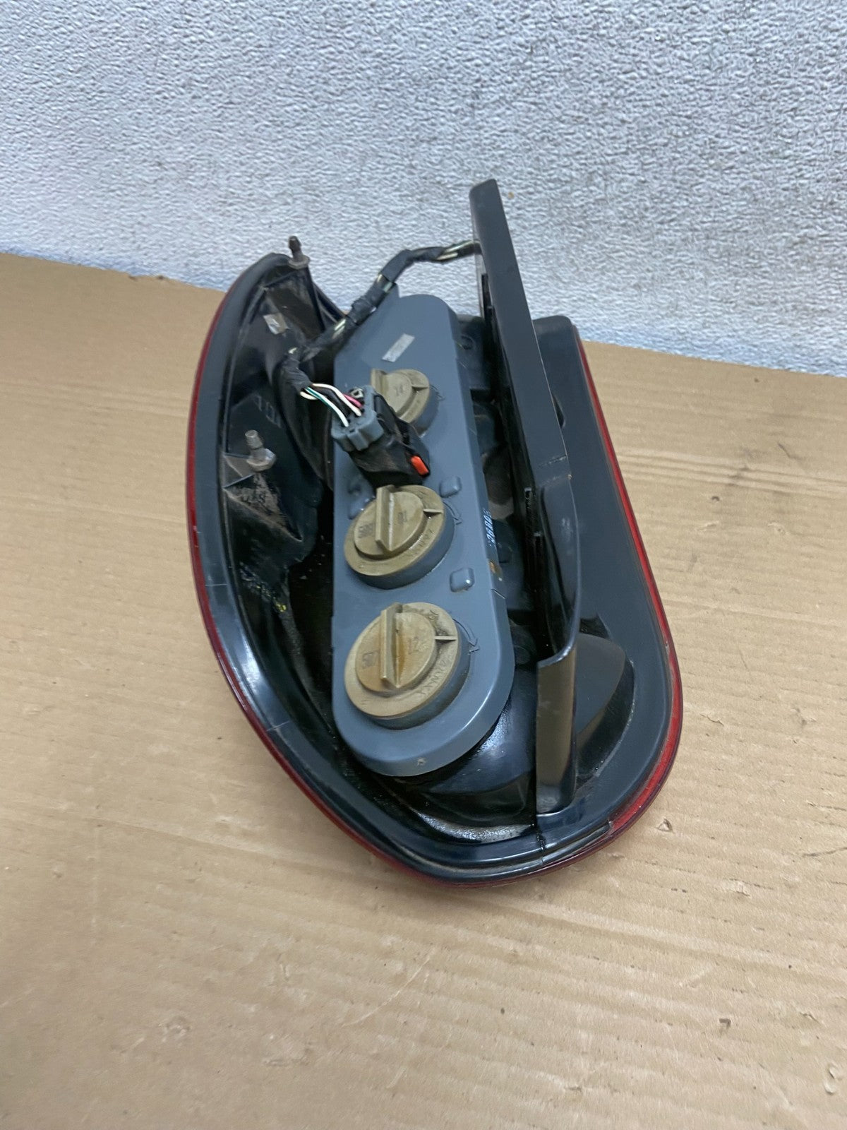 2005 2006 2007 Jeep Liberty Left Driver Lh Side Tail Light AG8887 DW6