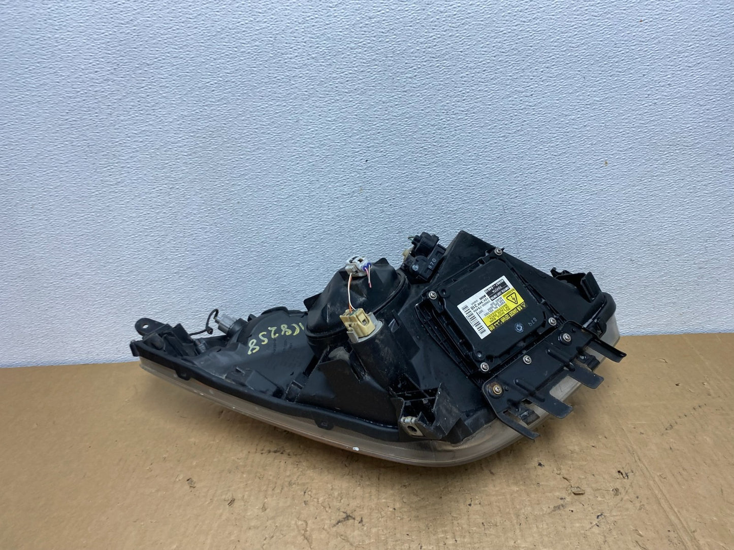 2006-2009 Toyota Prius Left Driver LH Side Blue Headlight Xenon Hid AC8258 DW7