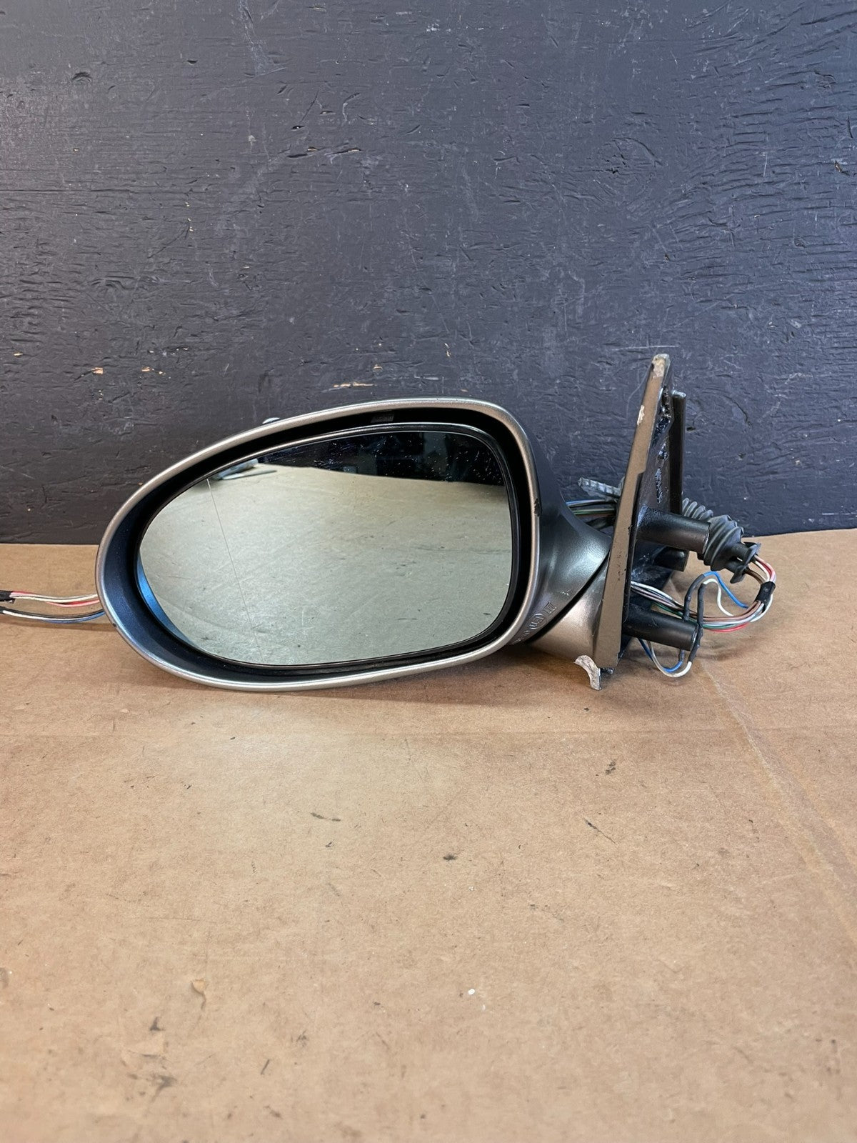 2001 to 2006 BMW E46 M3 Left Driver Side View Mirror AE09638