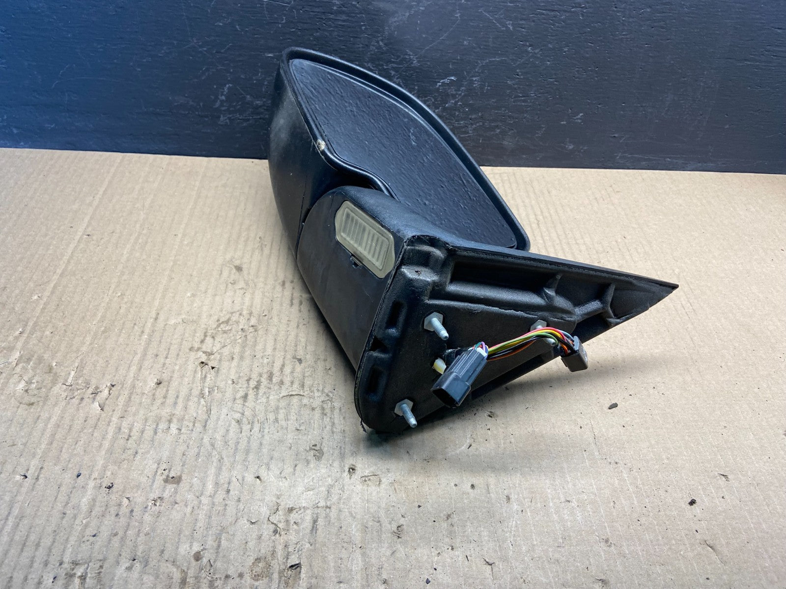 2003-2006 Chevrolet Tahoe Suburban Left Driver LH Heated Mirror AC0552 MS5