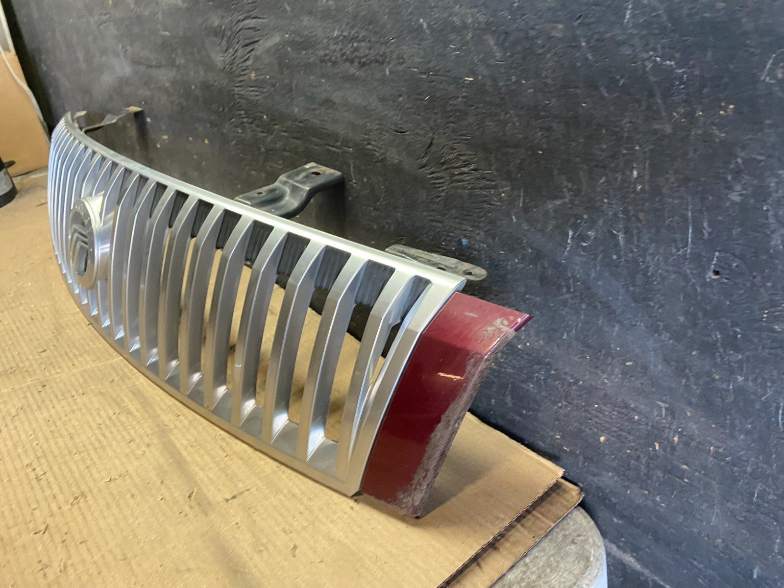 2005 2006 2007 Mercury Montego Front Upper Grill Grille r2263 DG1