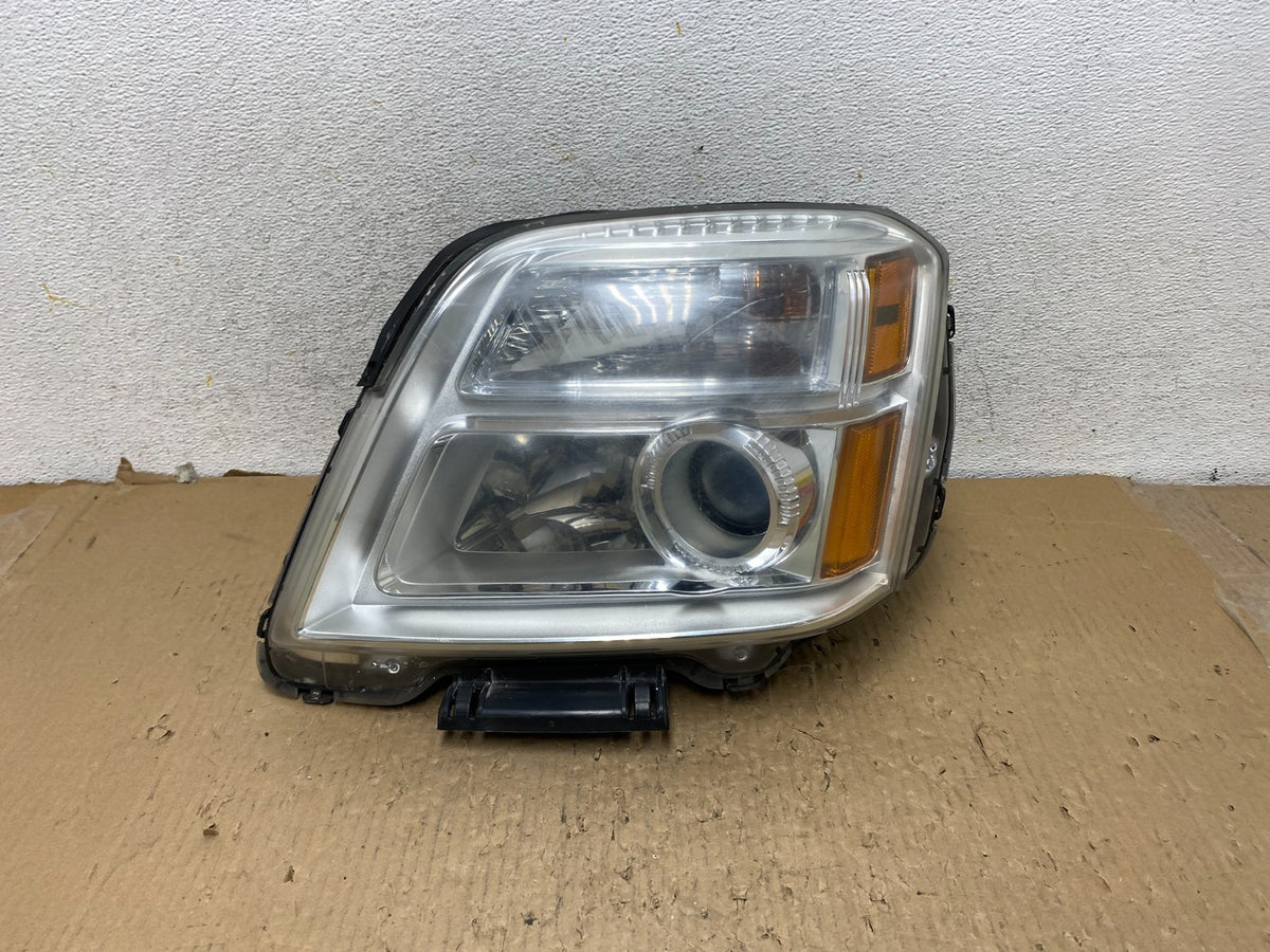 2010 to 2015 GMC Terrain Halogen Left Driver Lh Side Headlight AH2922 DW0