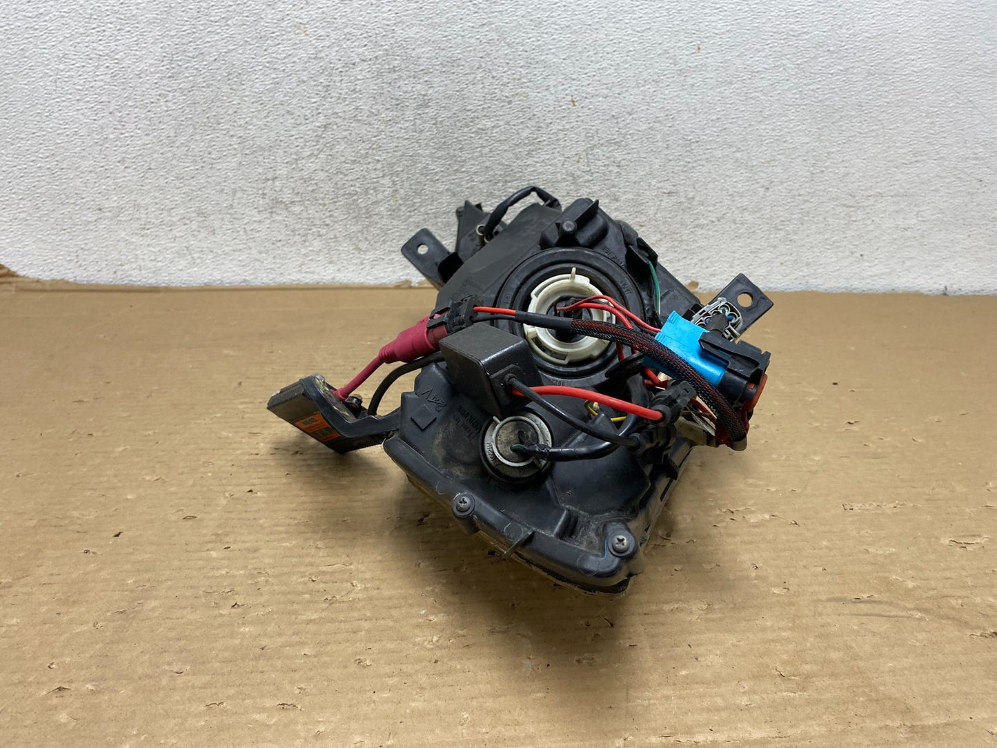 2003 to 2007 Nissan Murano Left Driver LH Side Headlight Halogen AG9273 DW9