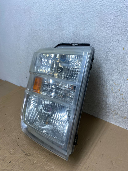 2008-2014 Ford Econoline E150 E250 E350 Right Passenger Headlight AI1271 DW1
