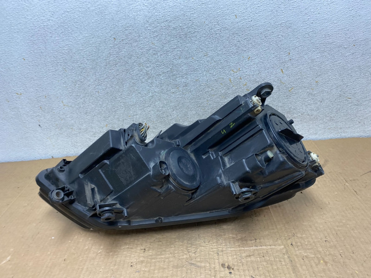 2011 to 2014 Volkswagen Jetta Left Driver LH Headlight Halogen AI8051 DW5