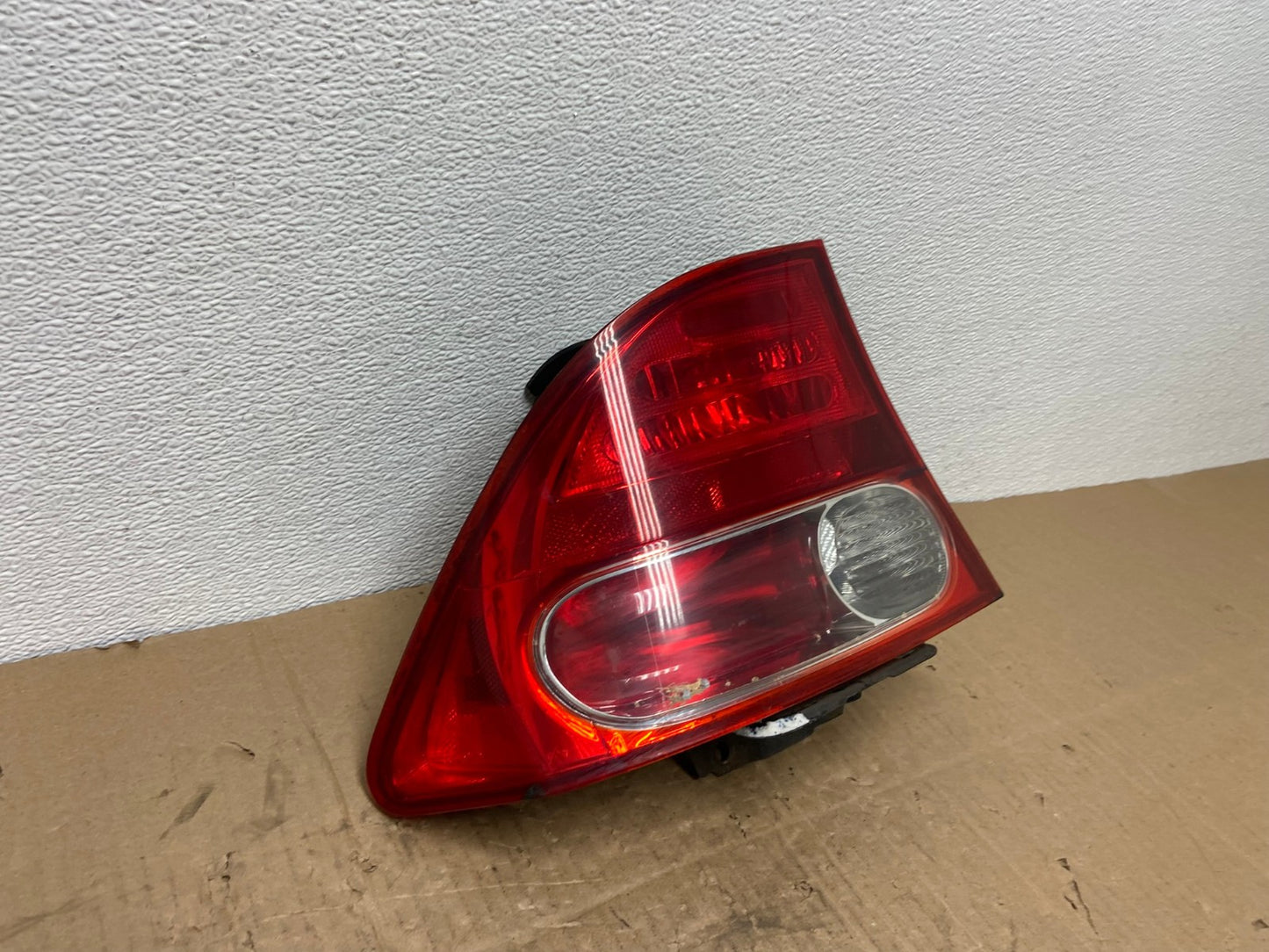 2006 2007 2008 Honda Civic Sedan Left Driver Lh Tail Light AB8358 LK2