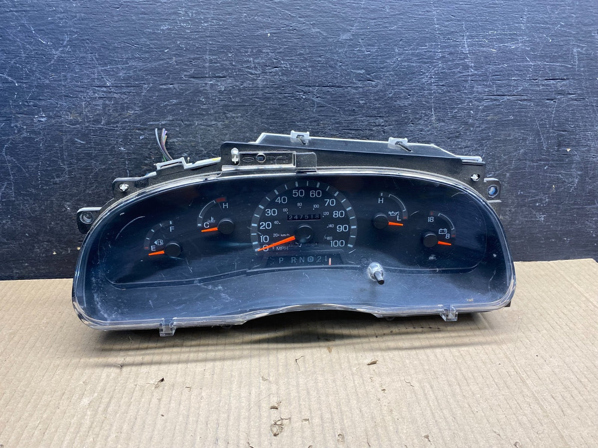 2001-2002 Ford Econoline E250 E350 Van Speedometer Instrument Cluster AI4898 DG0