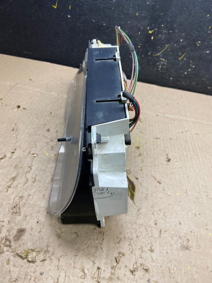 1997 to 2003 Ford E150 E250 E350 VAN Gauge Speedometer Cluster u4972 DG4
