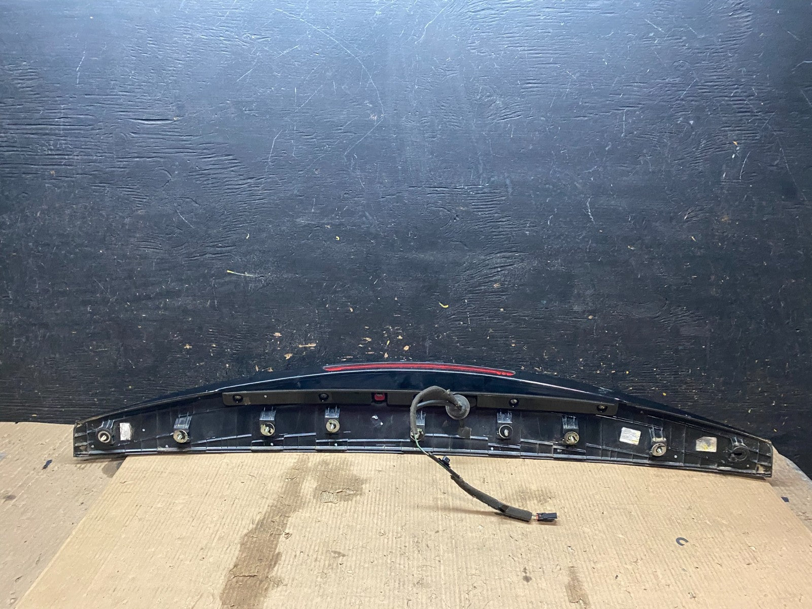 2012 to 2017 Hyundai Veloster Trunk L3rd Brake Light Spoiler X3497 DG8