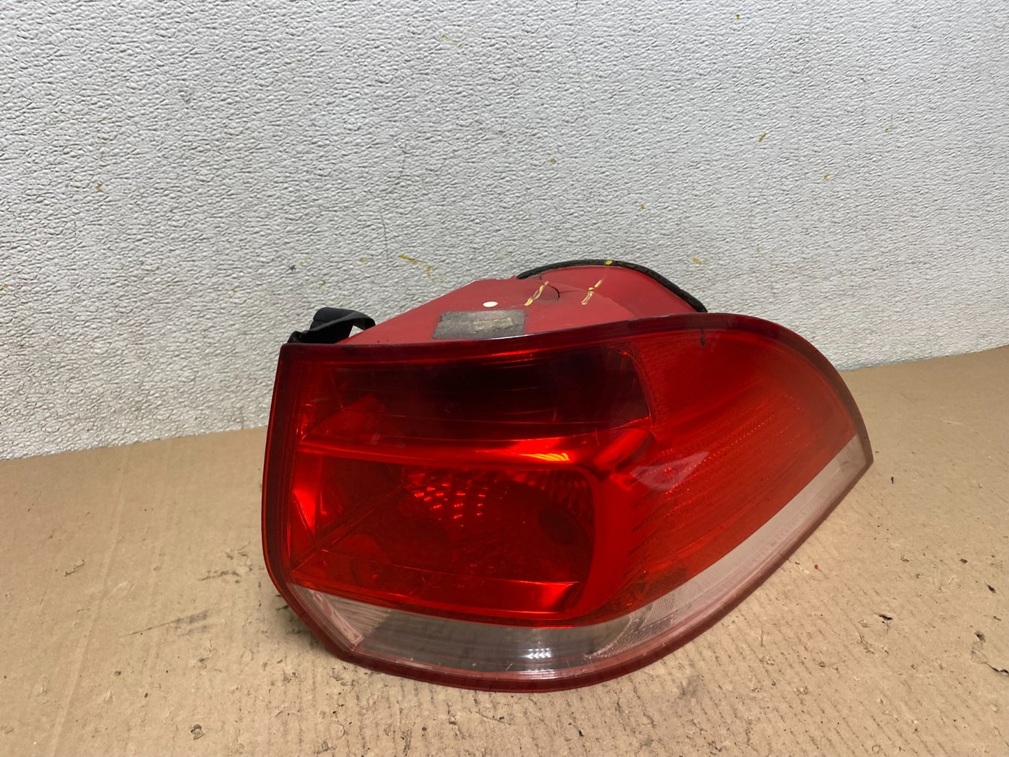 2010-2014 Volkswagen Golf MK6 Wagon Right Passenger Rh Tail Light P9556 DG1