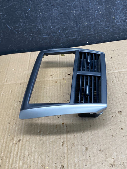 2010 to 2011 Subaru Forester Dash Radio Trim Bezel Center Vent AC9555 DG1