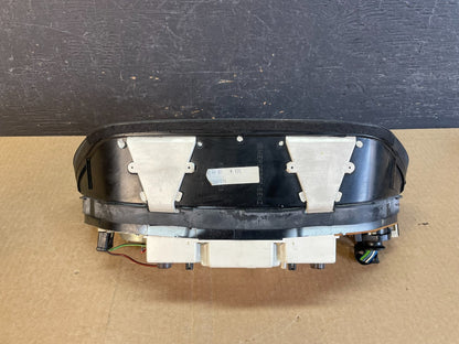 1981-1985 Mercedes W126 Instrument Cluster Speedometer AF3609 DG3
