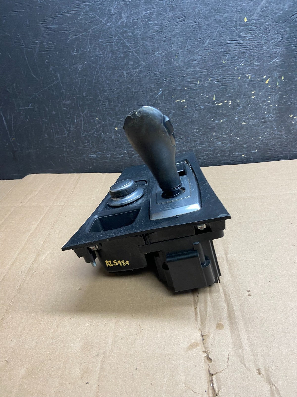 2007 to 2013 BMW X5 E70 Shift Shifter Selector Gear W/ Bezel AI5989 DG3