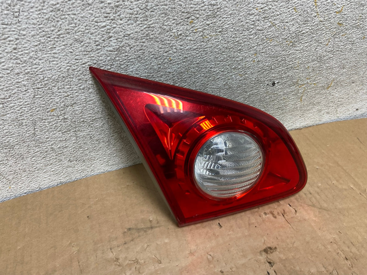 2008 - 2015 Nissan Rogue Left Driver Side Tail Light Inner AI8146 LK2