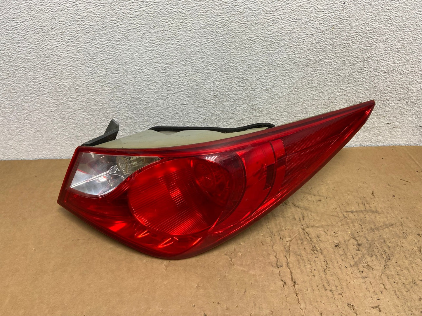 2011 2012 2013 Hyundai Sonata Right Passenger RH Tail Light AD0458 LK0