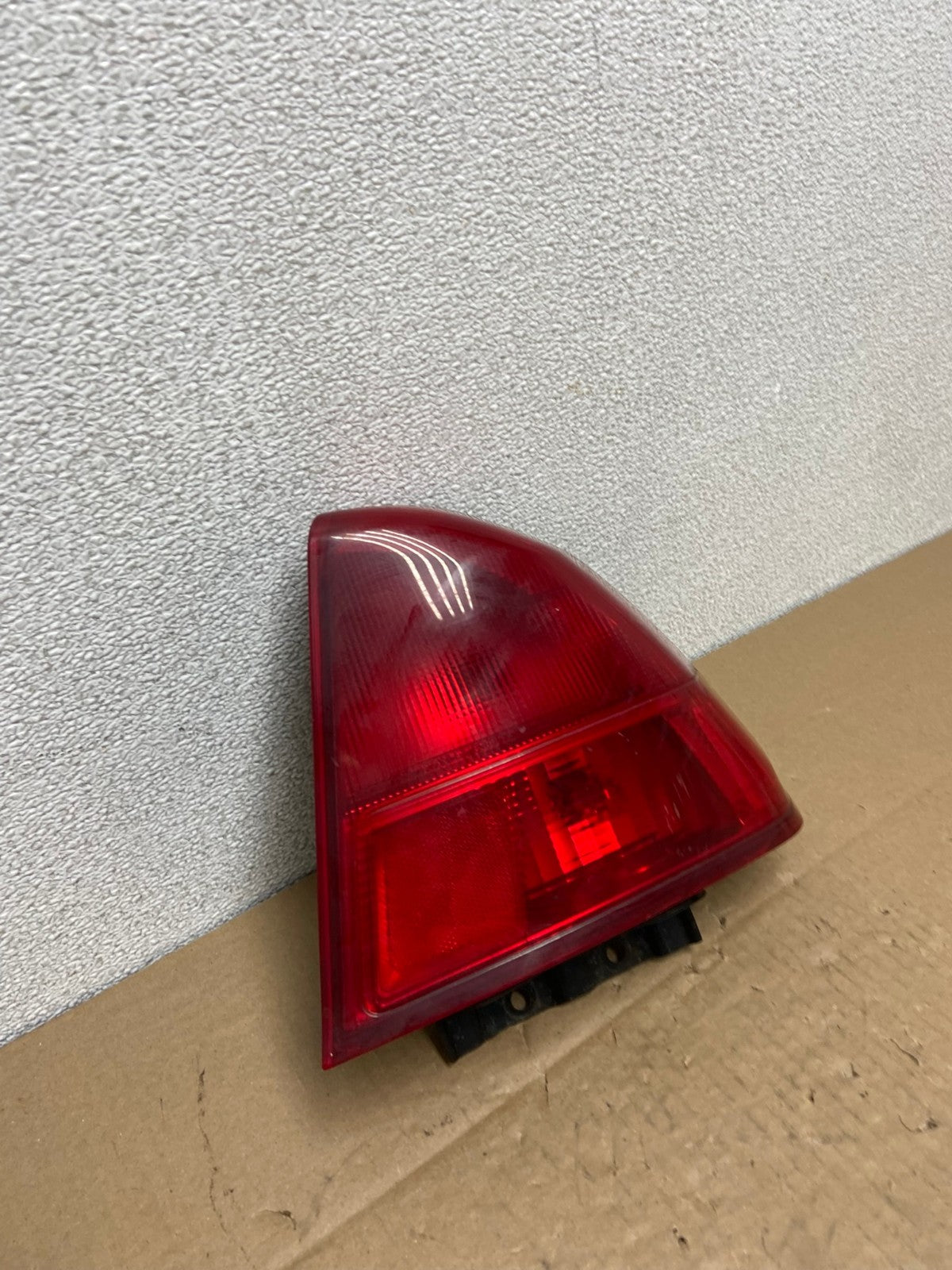 2001 2002 Honda Civic Sedan Right Passenger Rh Side Tail Light AB6221 LK2