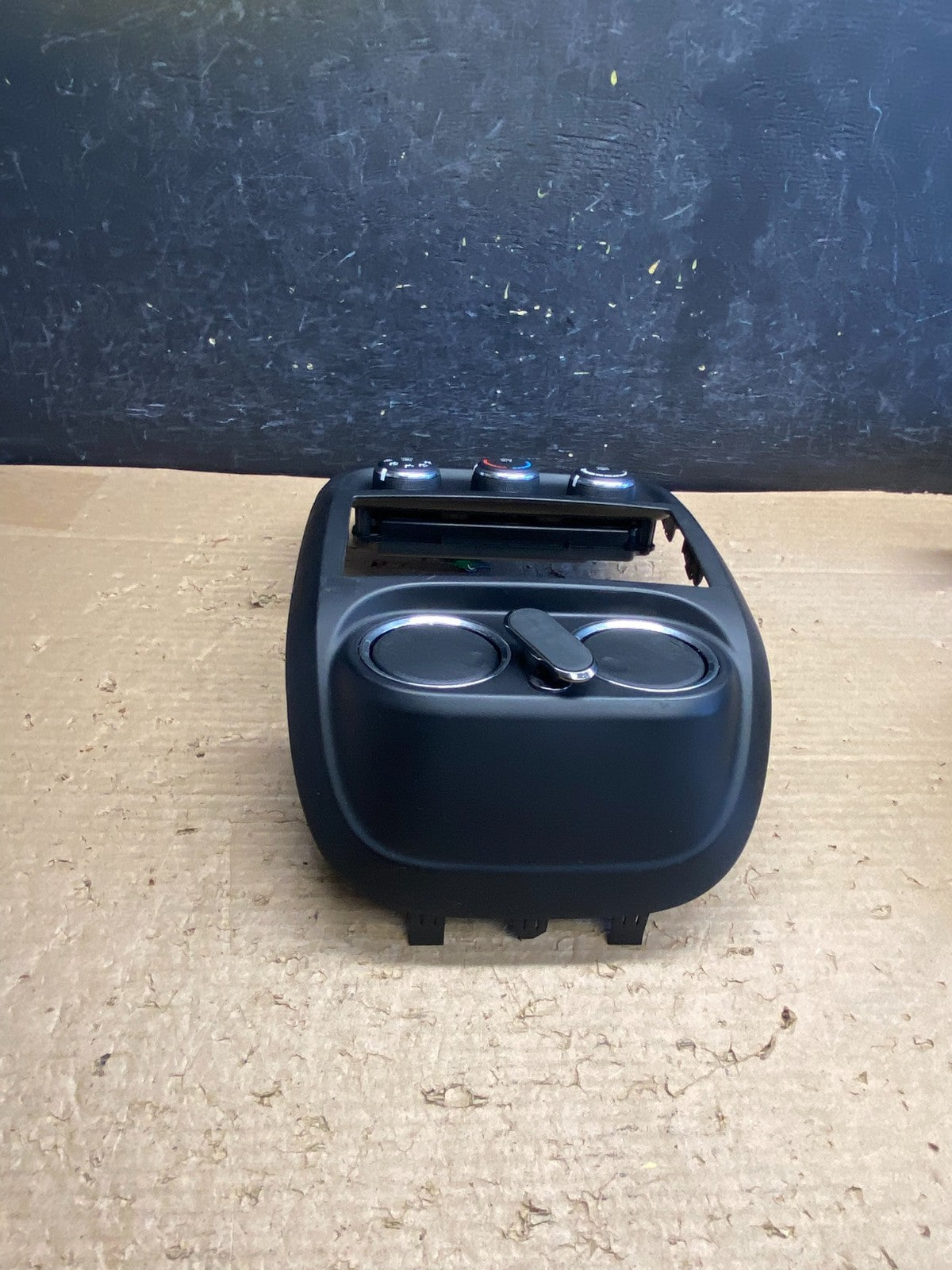 2011 to 2017 Jeep Compass Dash Climate Temperature Control Radio Bezel AG8677 DG3