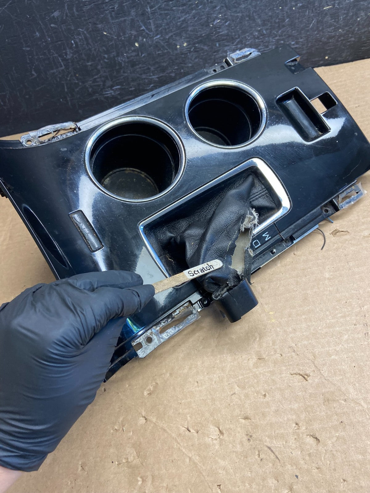 2011 - 2014 Ford Edge Center Console Cup Holder Shifter Bezel Trim AF2517 DG2