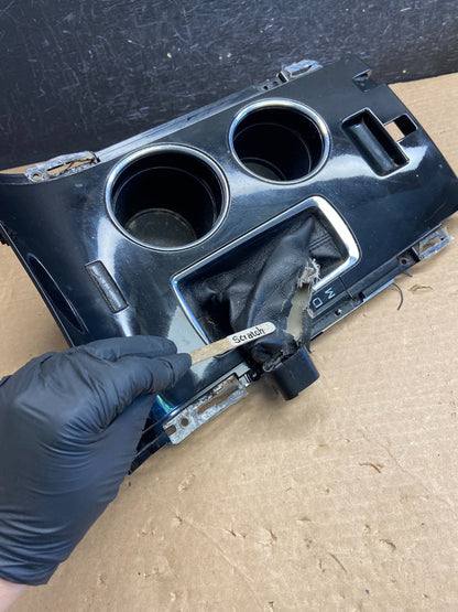 2011 - 2014 Ford Edge Center Console Cup Holder Shifter Bezel Trim AF2517 DG2